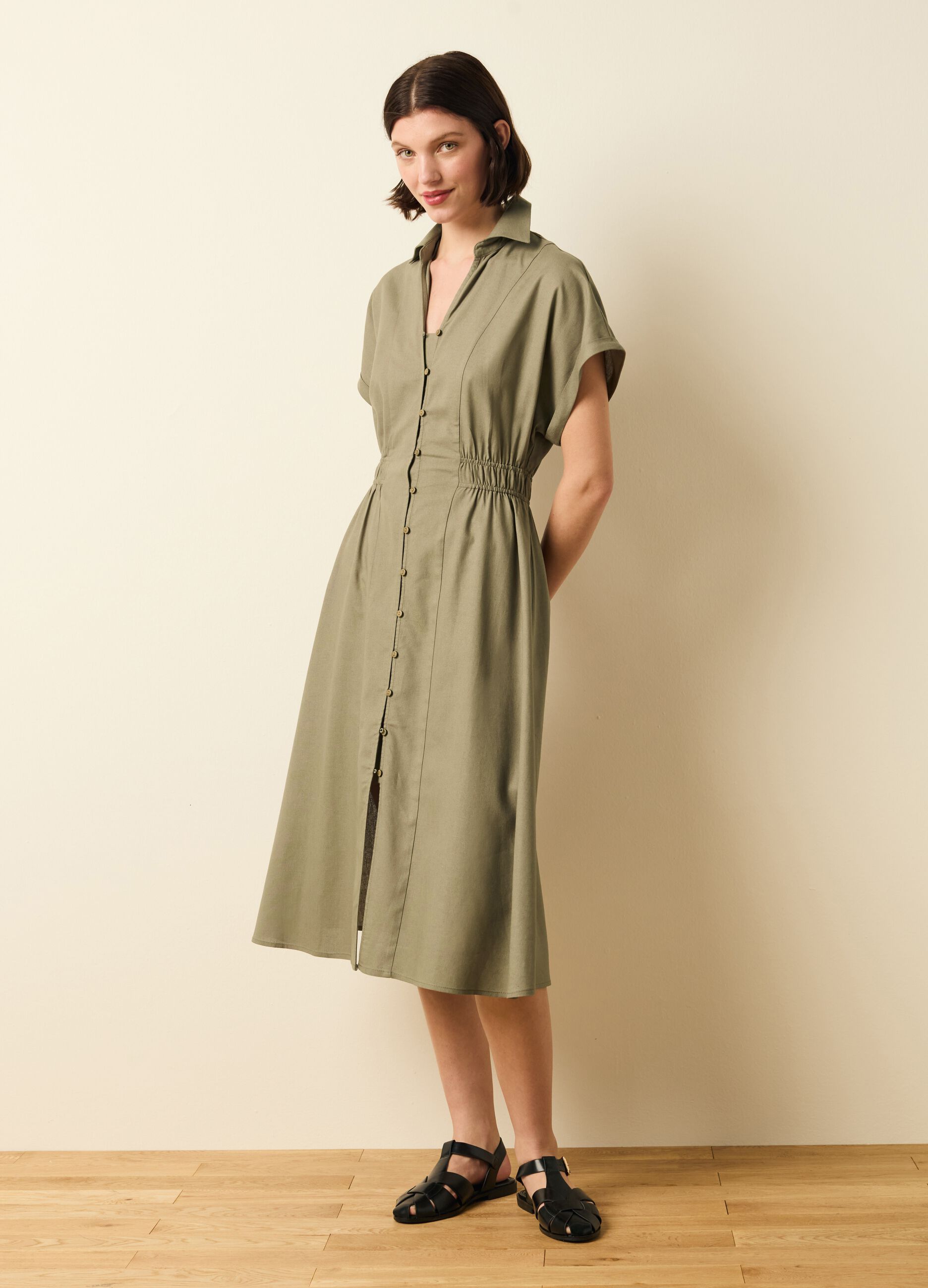 Short-sleeved shirt dress