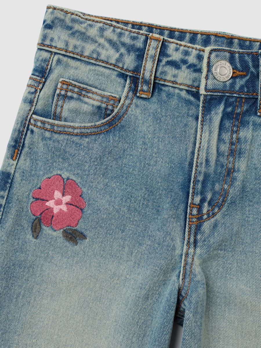 Girl's blue regular fit denim jeans with embroidery_2