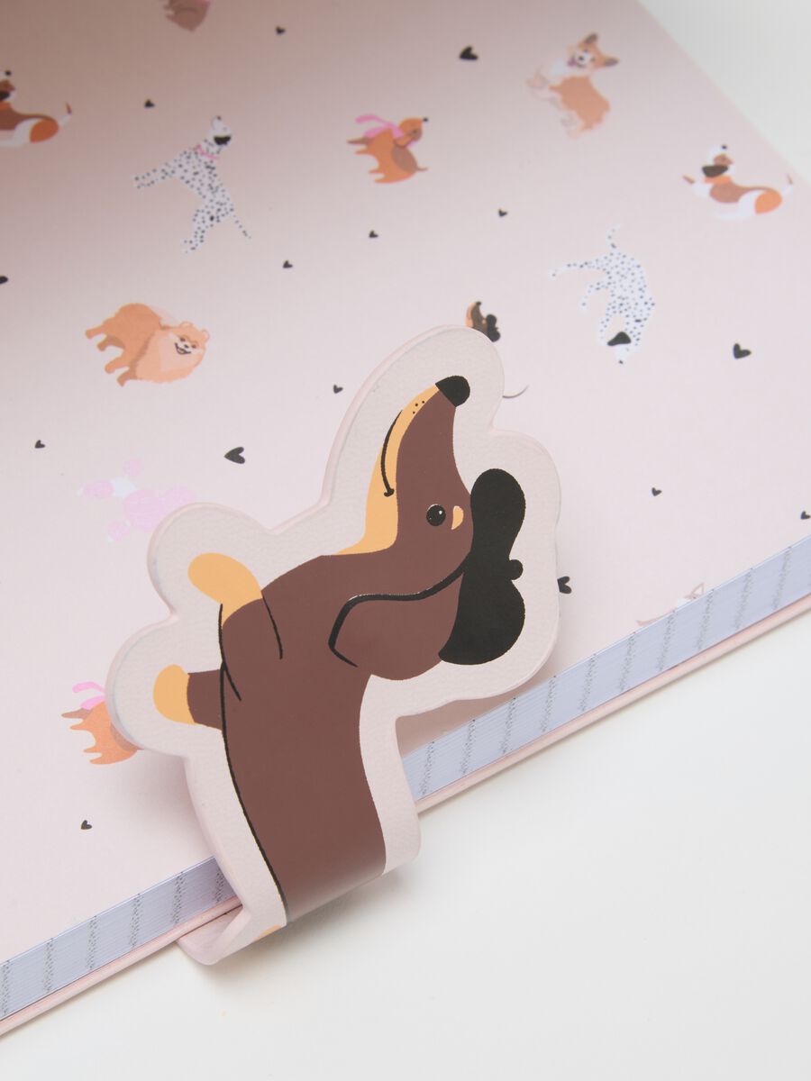 Pink paper notebook with clip_2