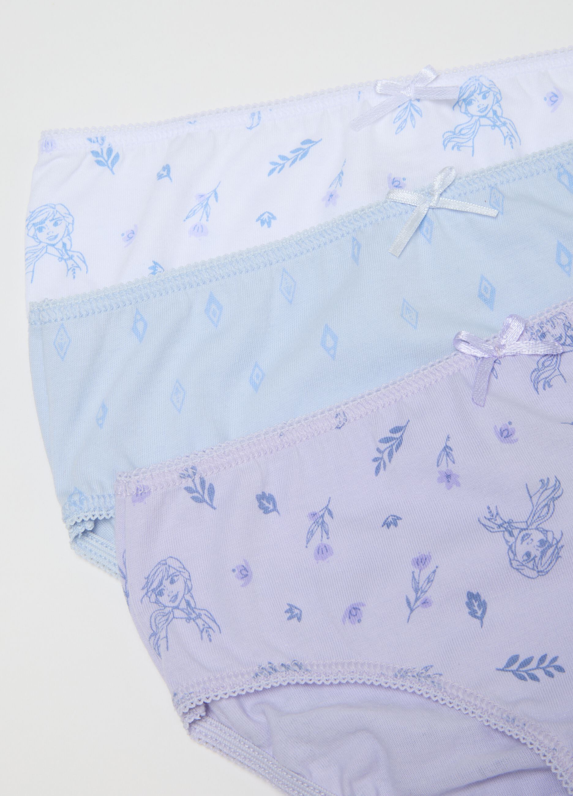Set of girl's multicolour pure cotton regular fit briefs