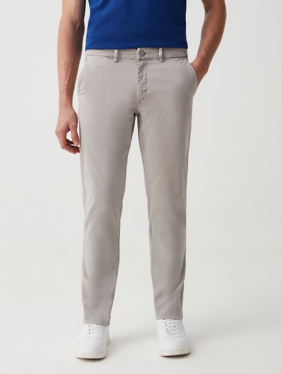 Slim-fit, stretch cotton chinos_1