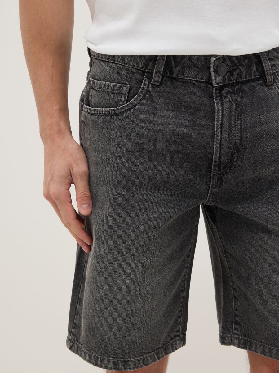 Grey denim Bermuda shorts in pure cotton, regular fit_3