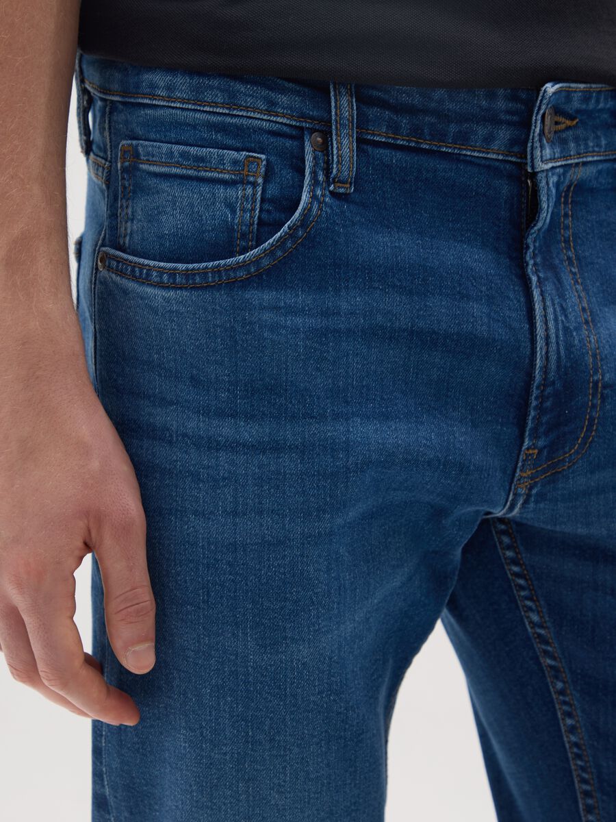 Regular fit blue denim jeans_3