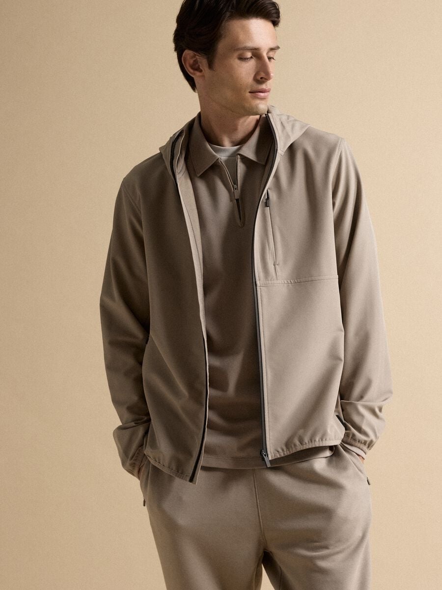 Giacca beige con cappuccio in tessuto elasticizzato regular fit_0