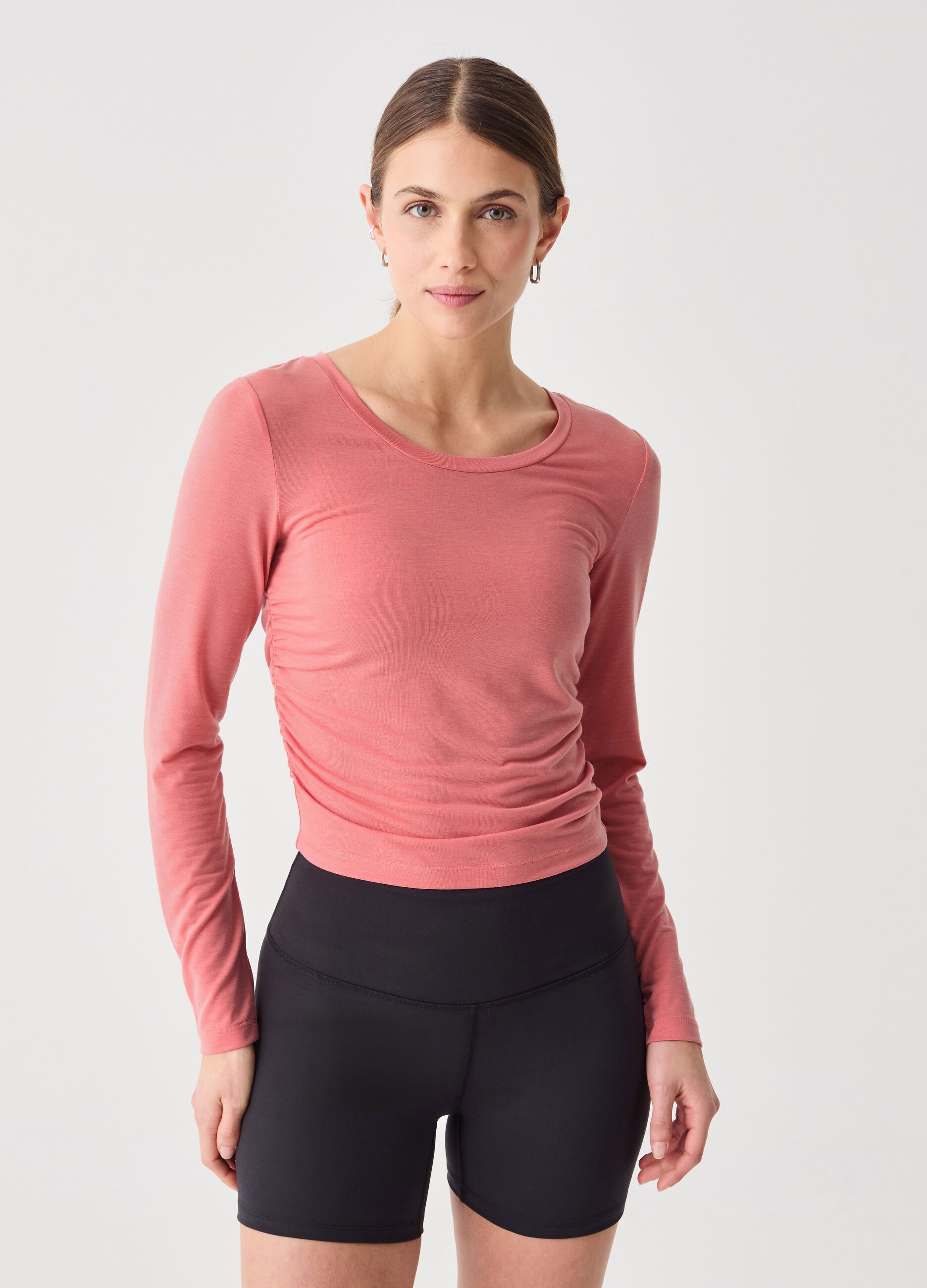 ALTAVIA STUDIO long-sleeved T-shirt in technical fabric