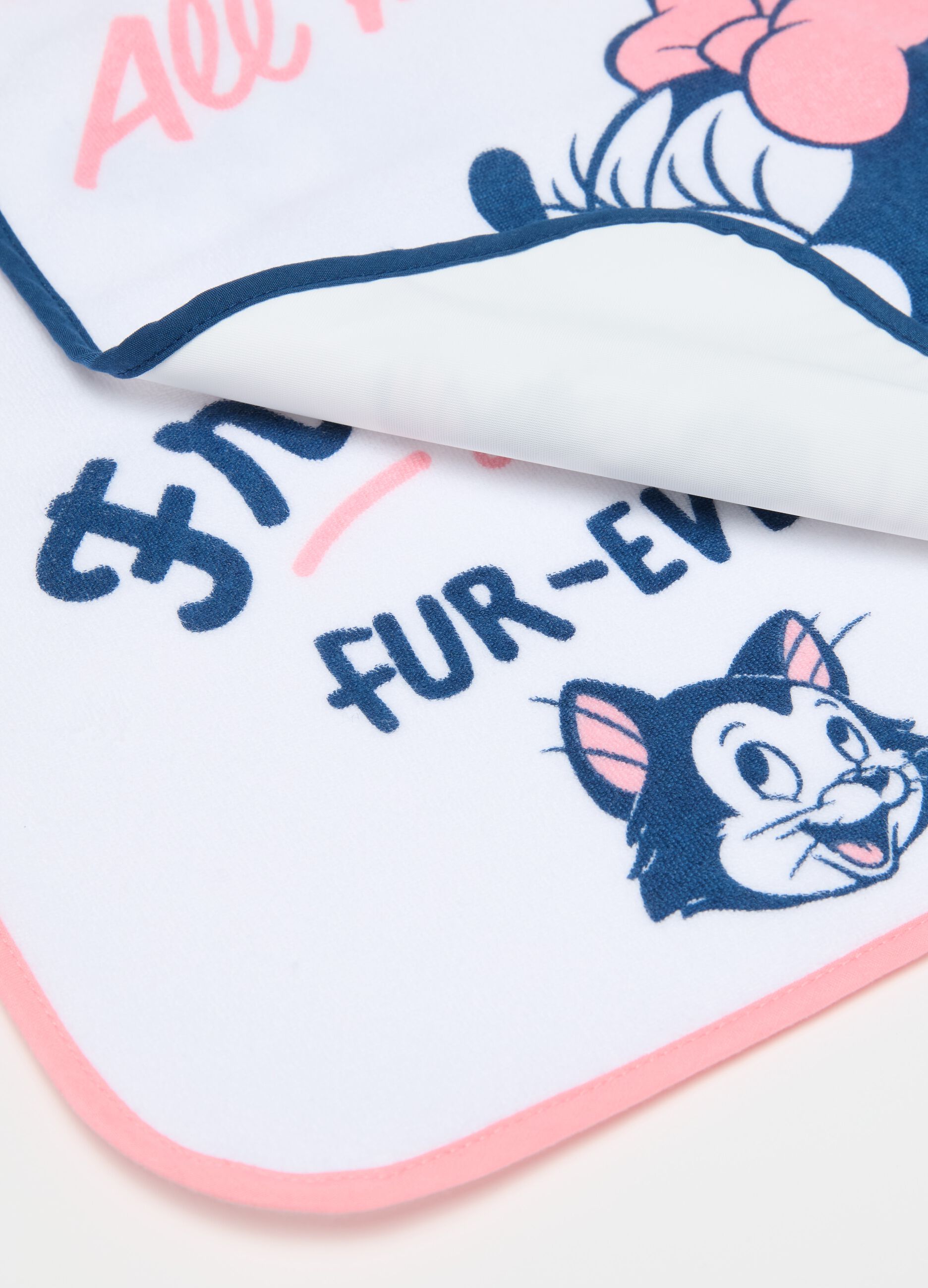 Two-pack bibs with Minnie Mouse and Figaro print