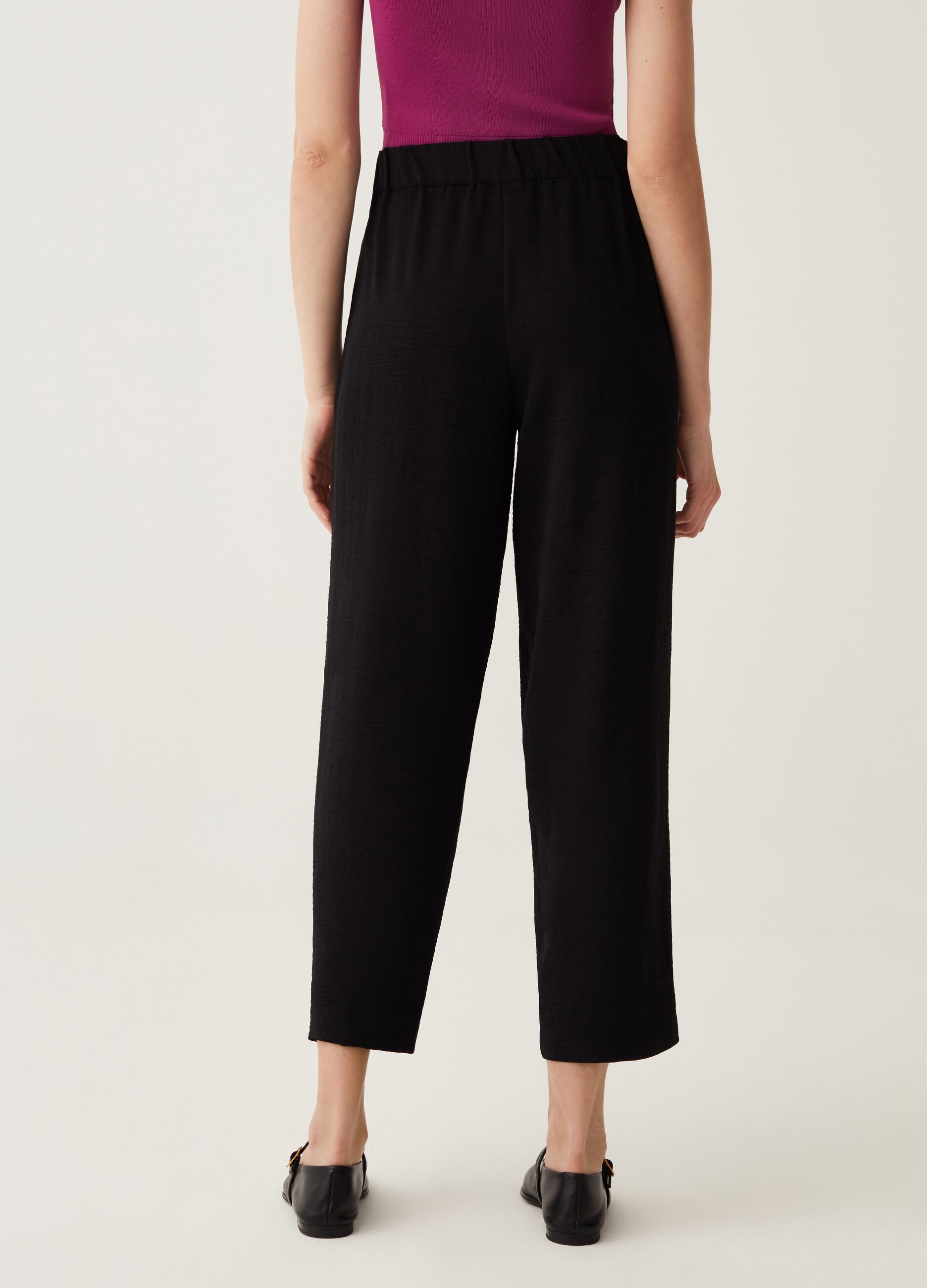 Pantalone a sigaretta in tessuto fluido_2