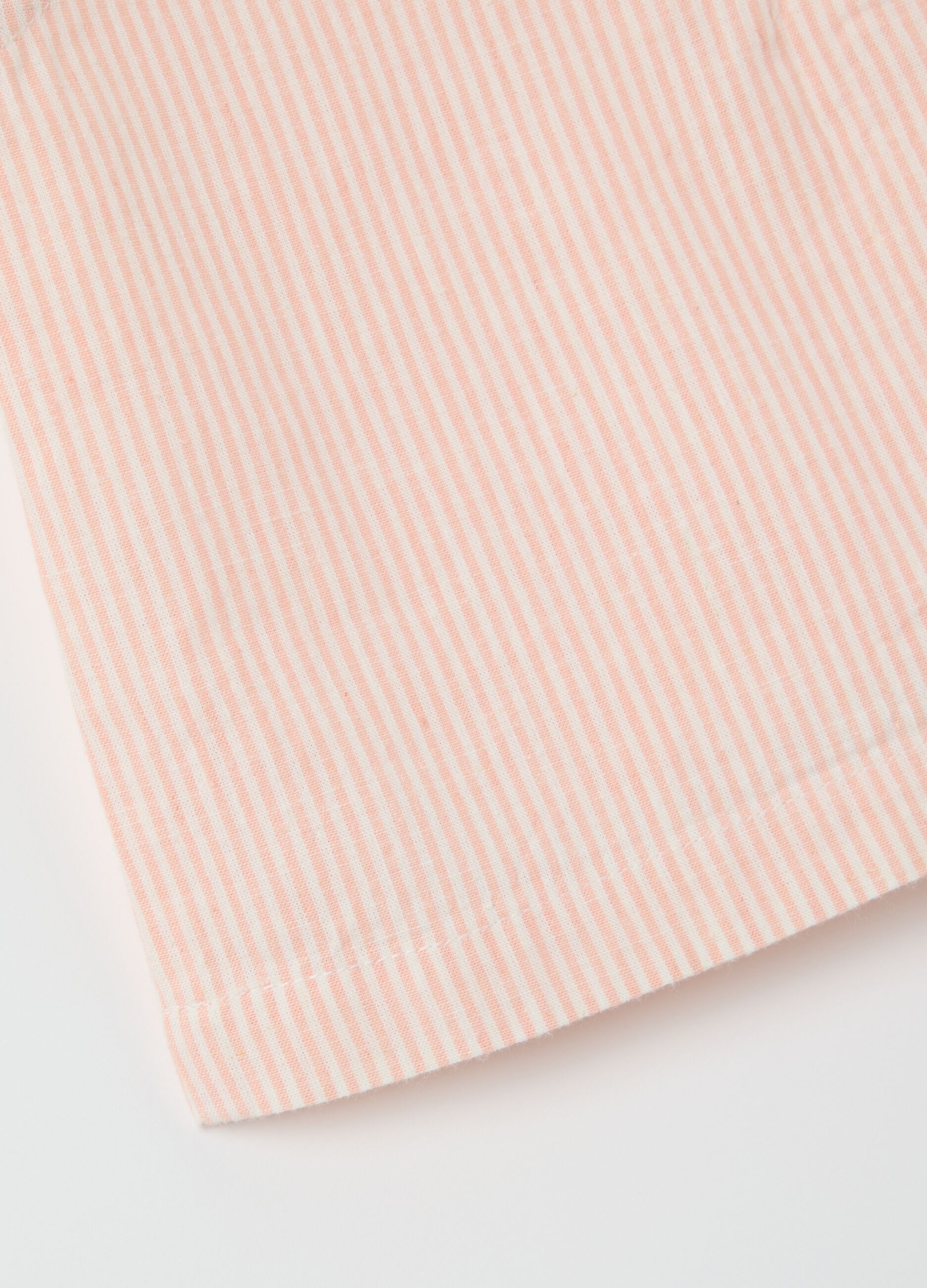 Sleeveless pink striped blouse in cotton and linen
