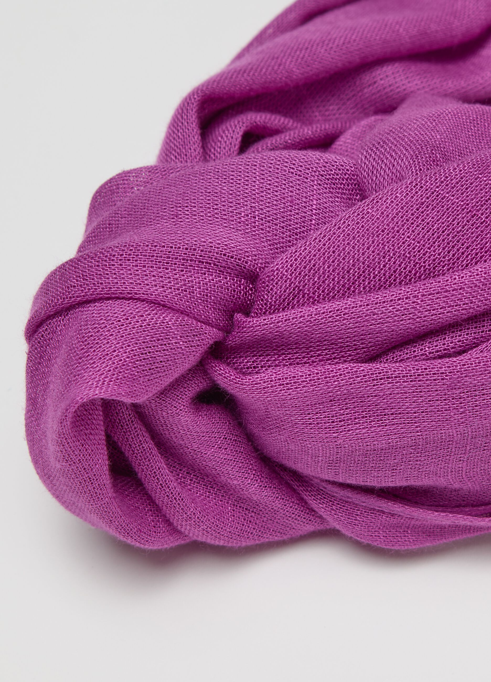Purple scarf with tassels