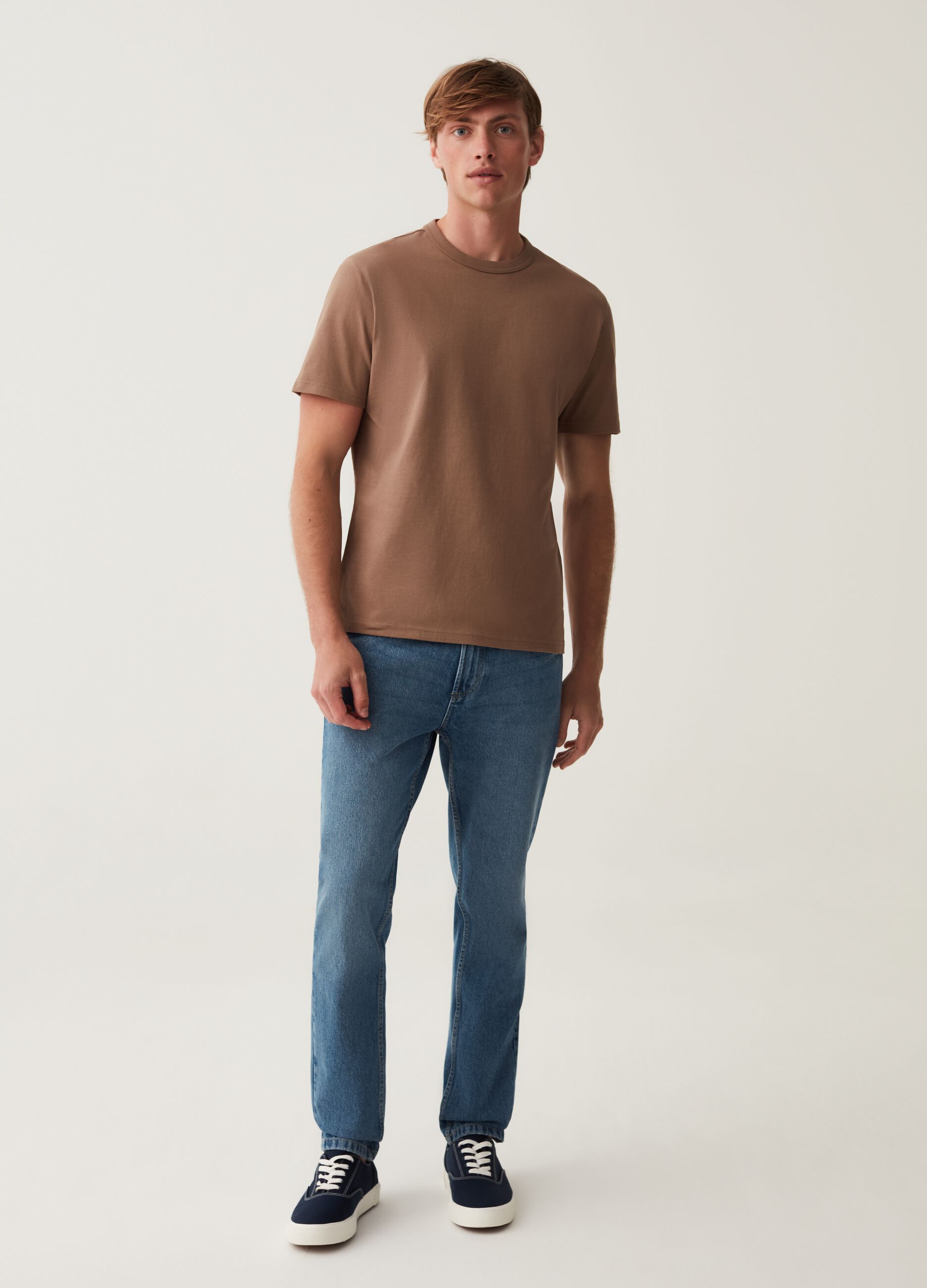 T-shirt in cotone con scollo rotondo