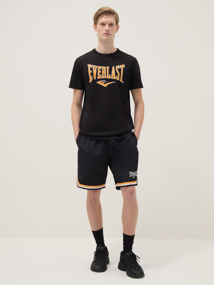 Black pure cotton regular fit T-shirt with Everlast logo_1