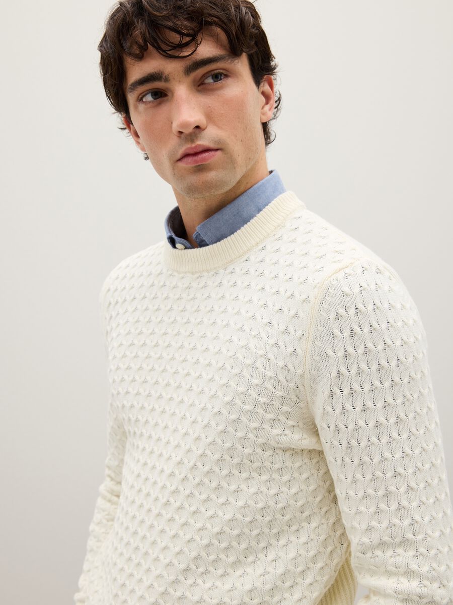 White cotton blend regular fit jumper_2