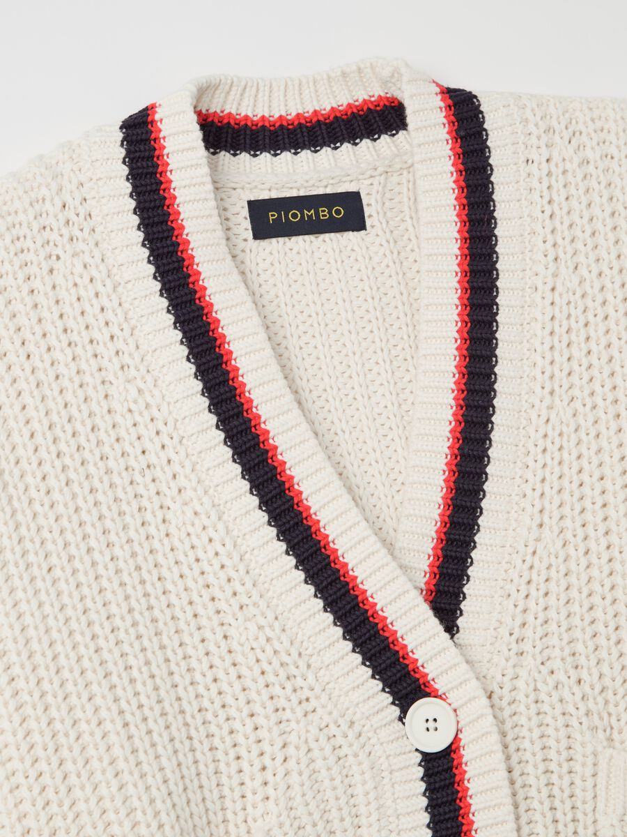 Cardigan with contrasting edging_5