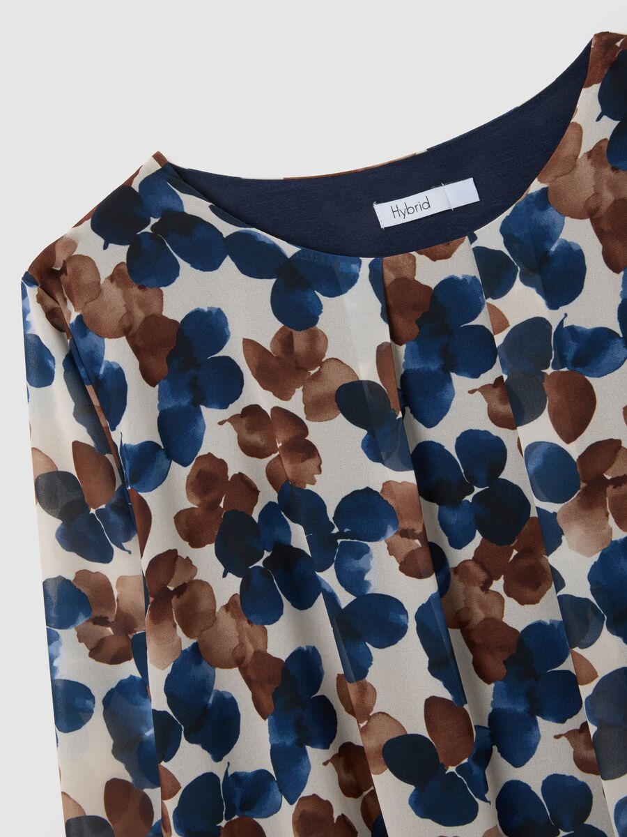 Multicolour regular fit blouse with flowers_5