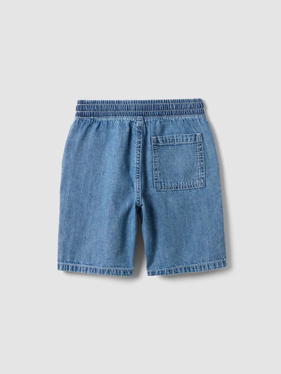 Shorts denim blu in puro cotone da bambino straight fit_1