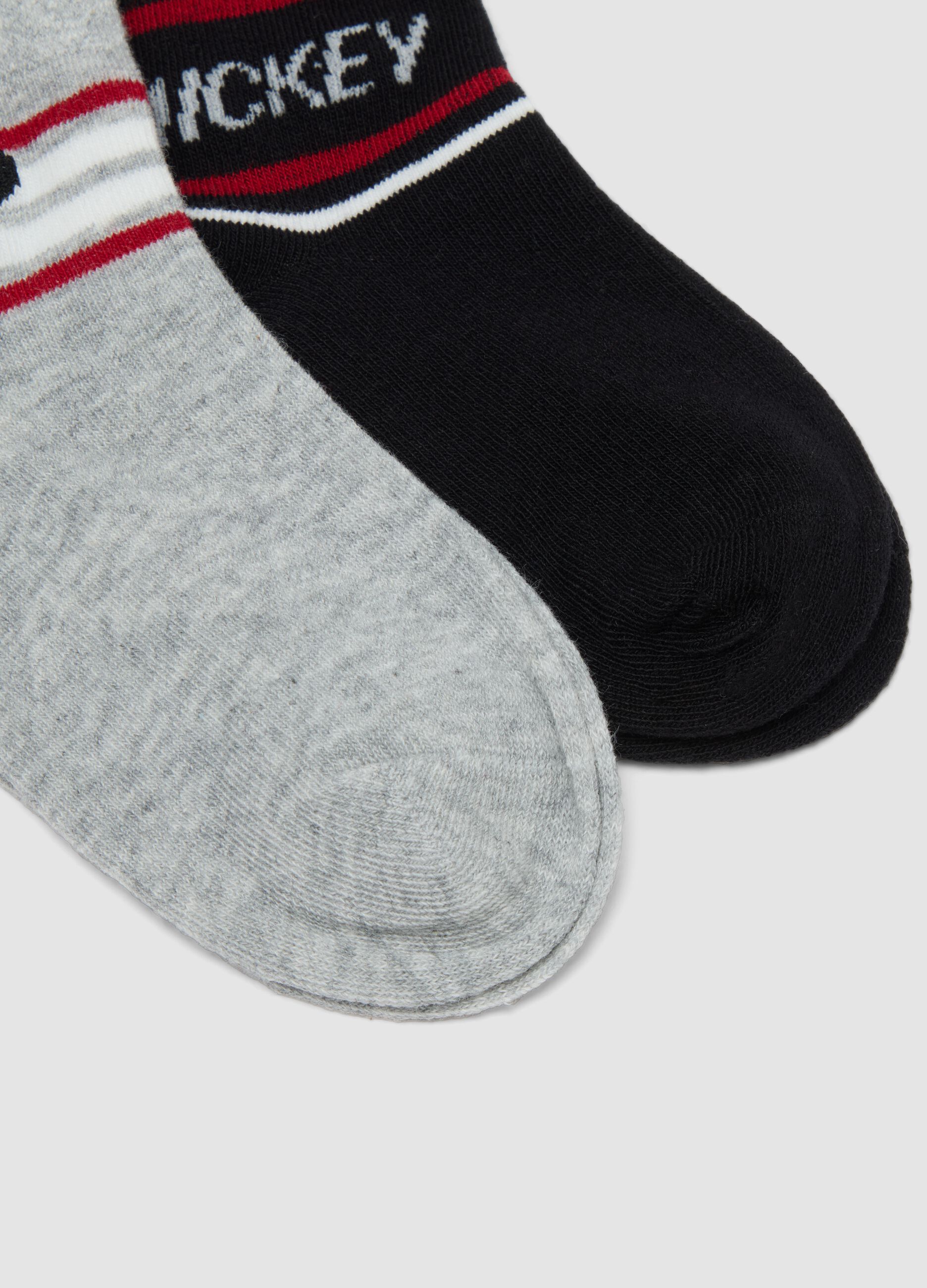 3-pack of multicoloured Mickey-themed organic stretch cotton ankle socks