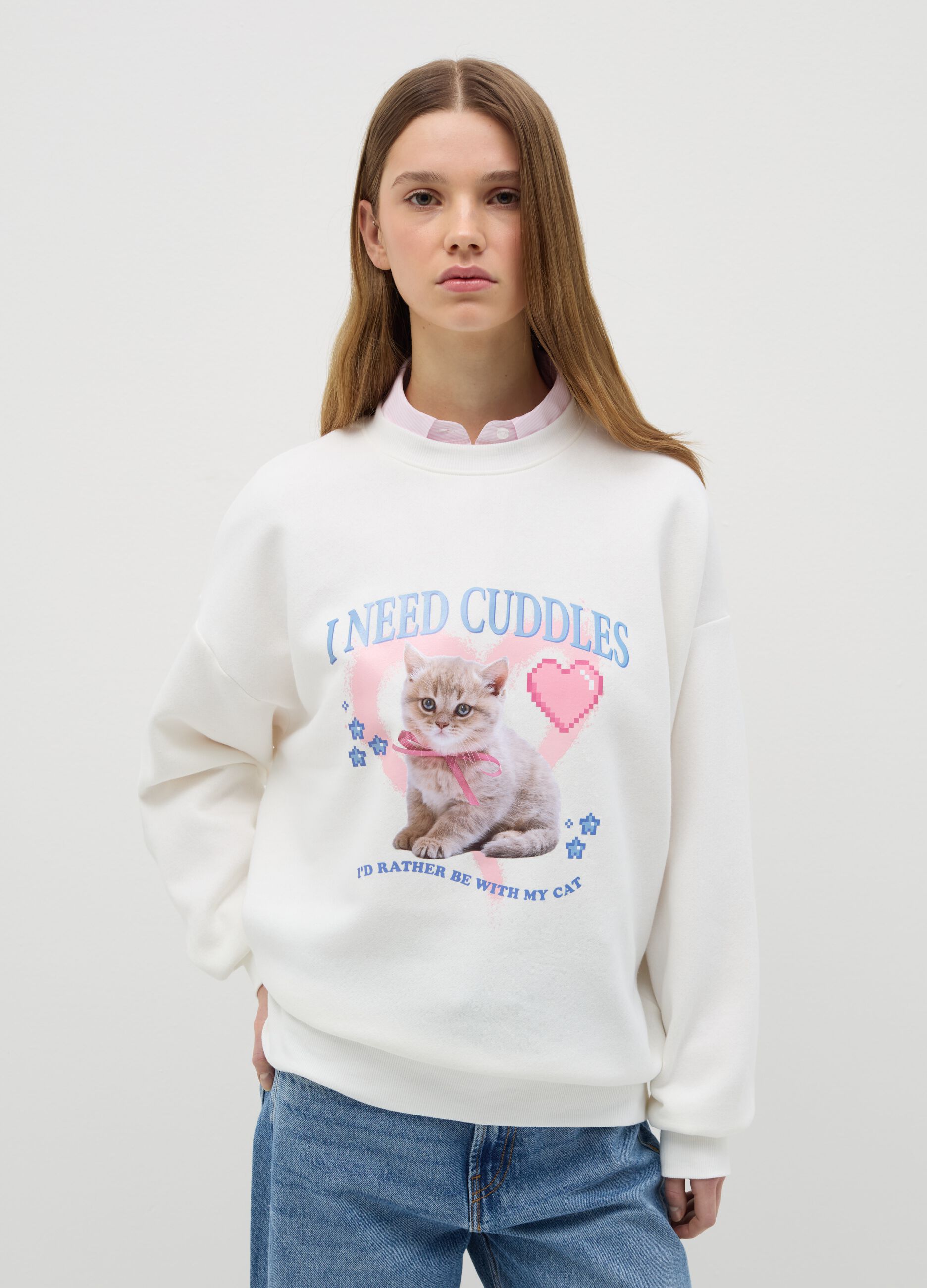Round neck sweatshirt with print