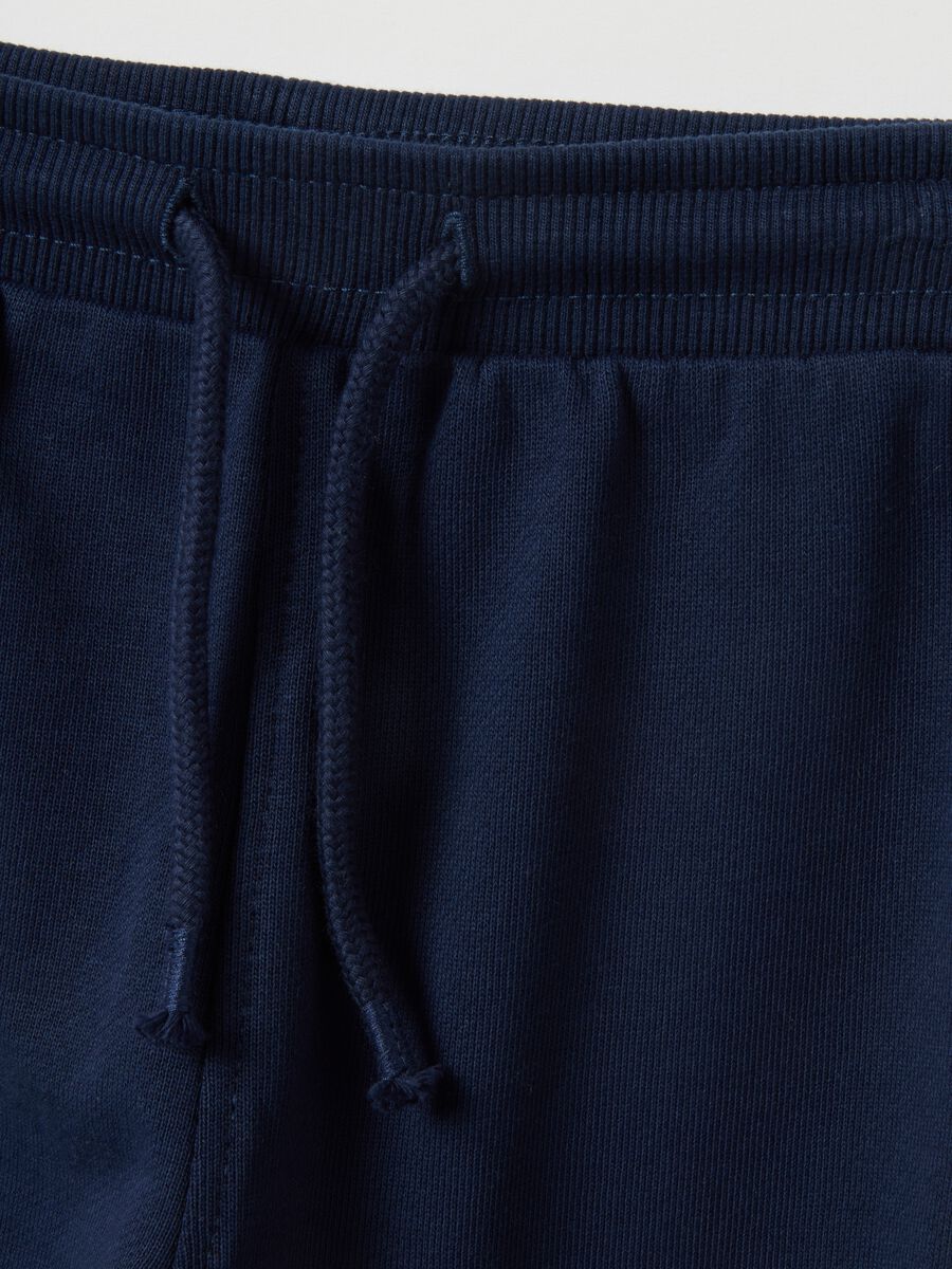 Blue pure cotton sweatshirt and trousers set for boys, regular fit with print_3