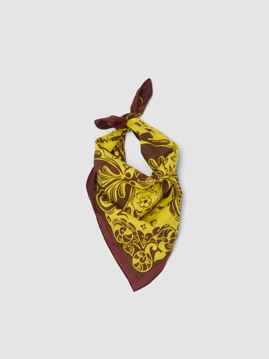 Foulard rosso in puro cotone con stampa ornamentale_0
