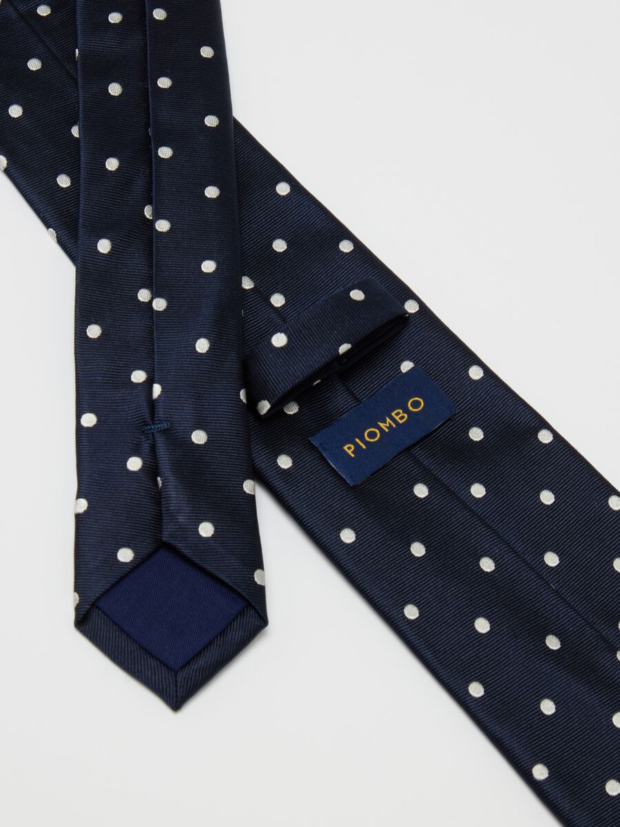 Silk tie with polka dot pattern_1
