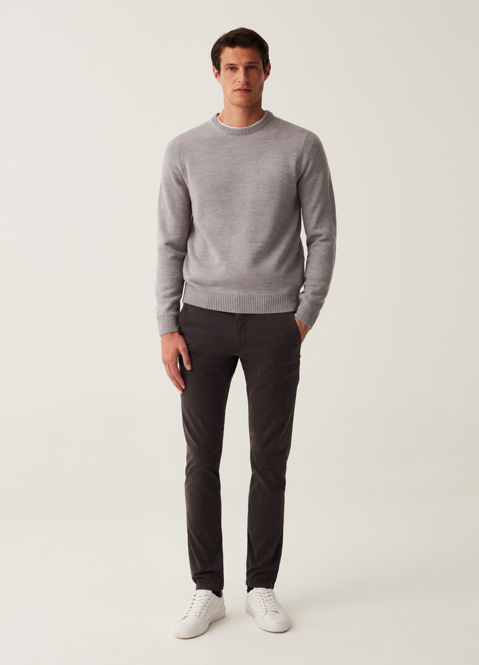 Pantaloni chino in cotone stretch