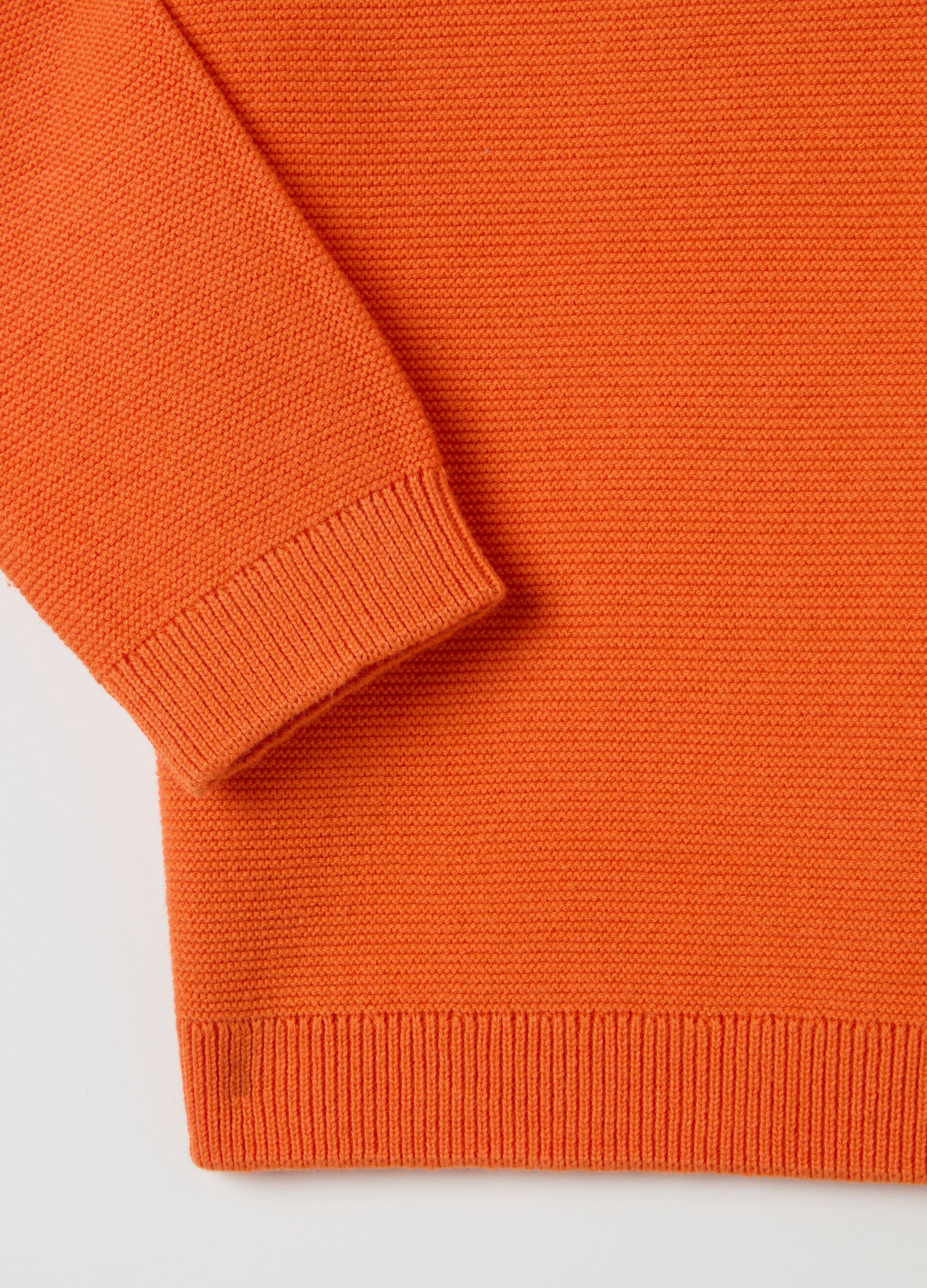 Solid colour cotton pullover