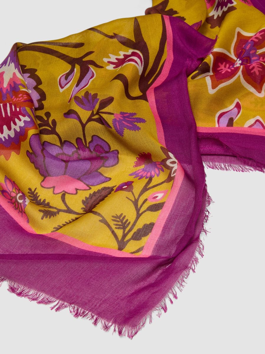 Purple pure viscose scarf with floral print and frayed edges_2