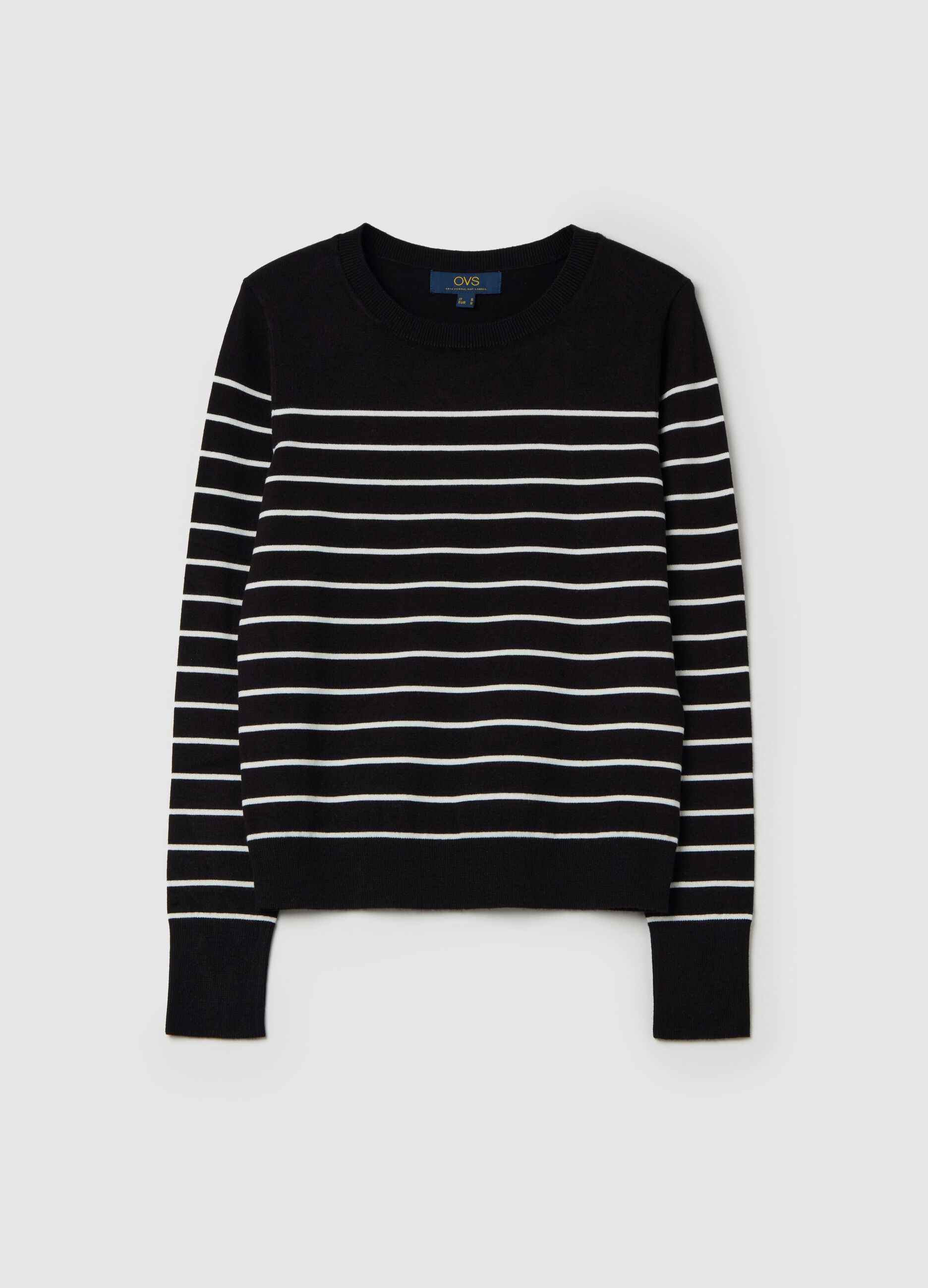 Long-sleeved top with striped pattern