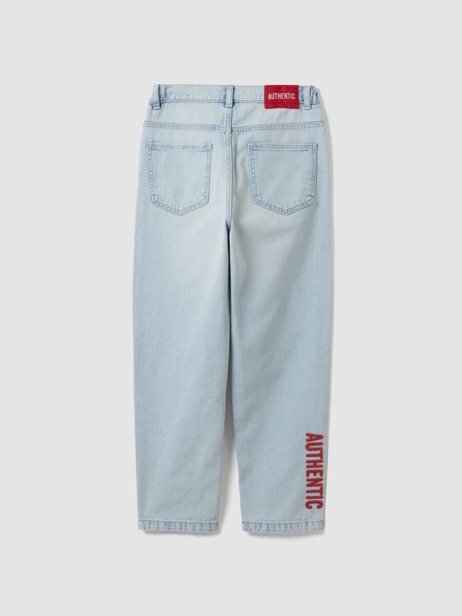 Light blue pure cotton relaxed-fit jeans for boys_2