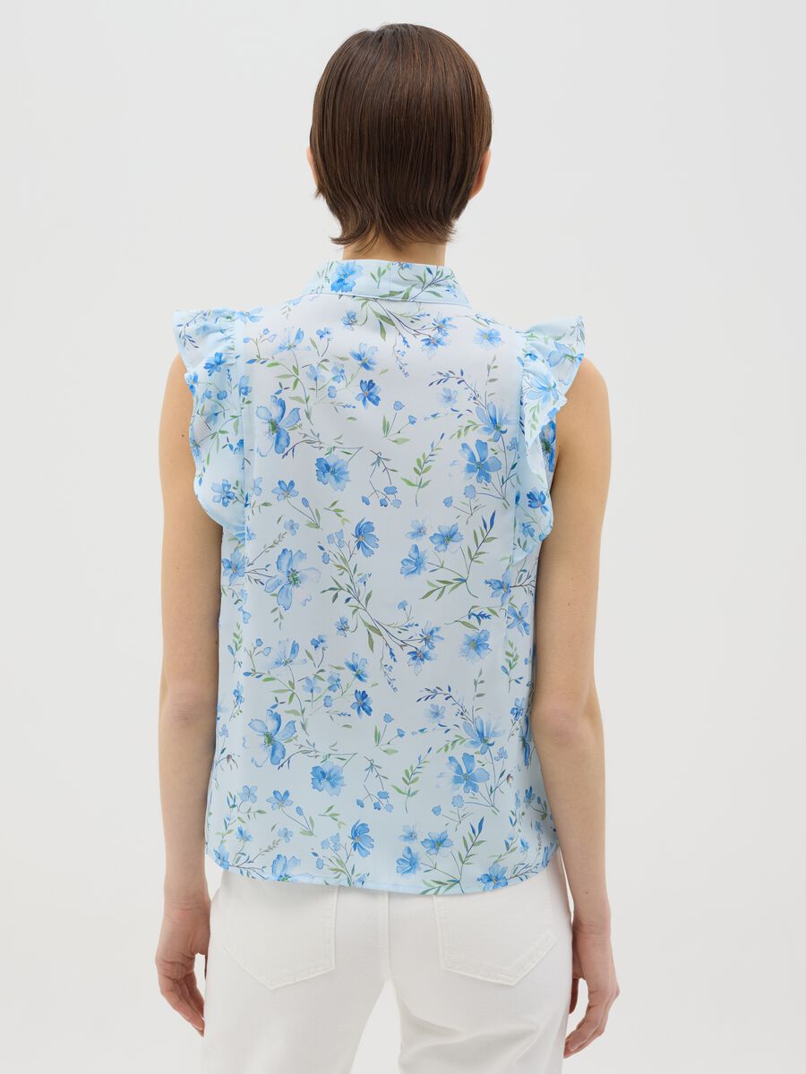 Sleeveless floral blouse with flounce_2