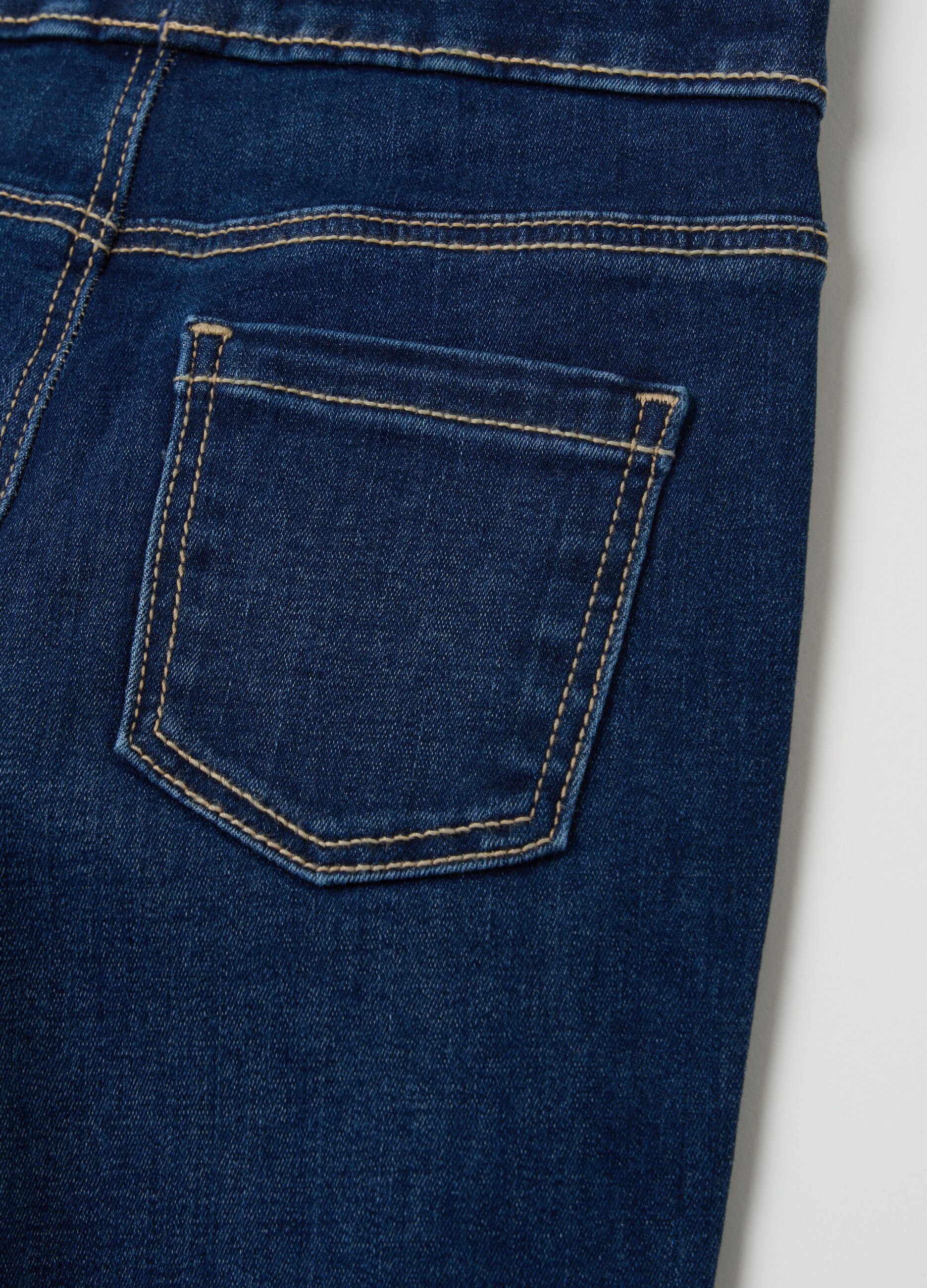 Flare-fit jeggings with pockets