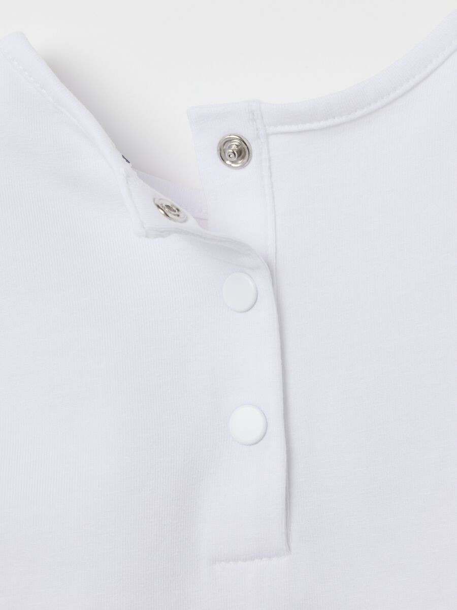 Girls’ top in white stretch cotton with regular fit_3