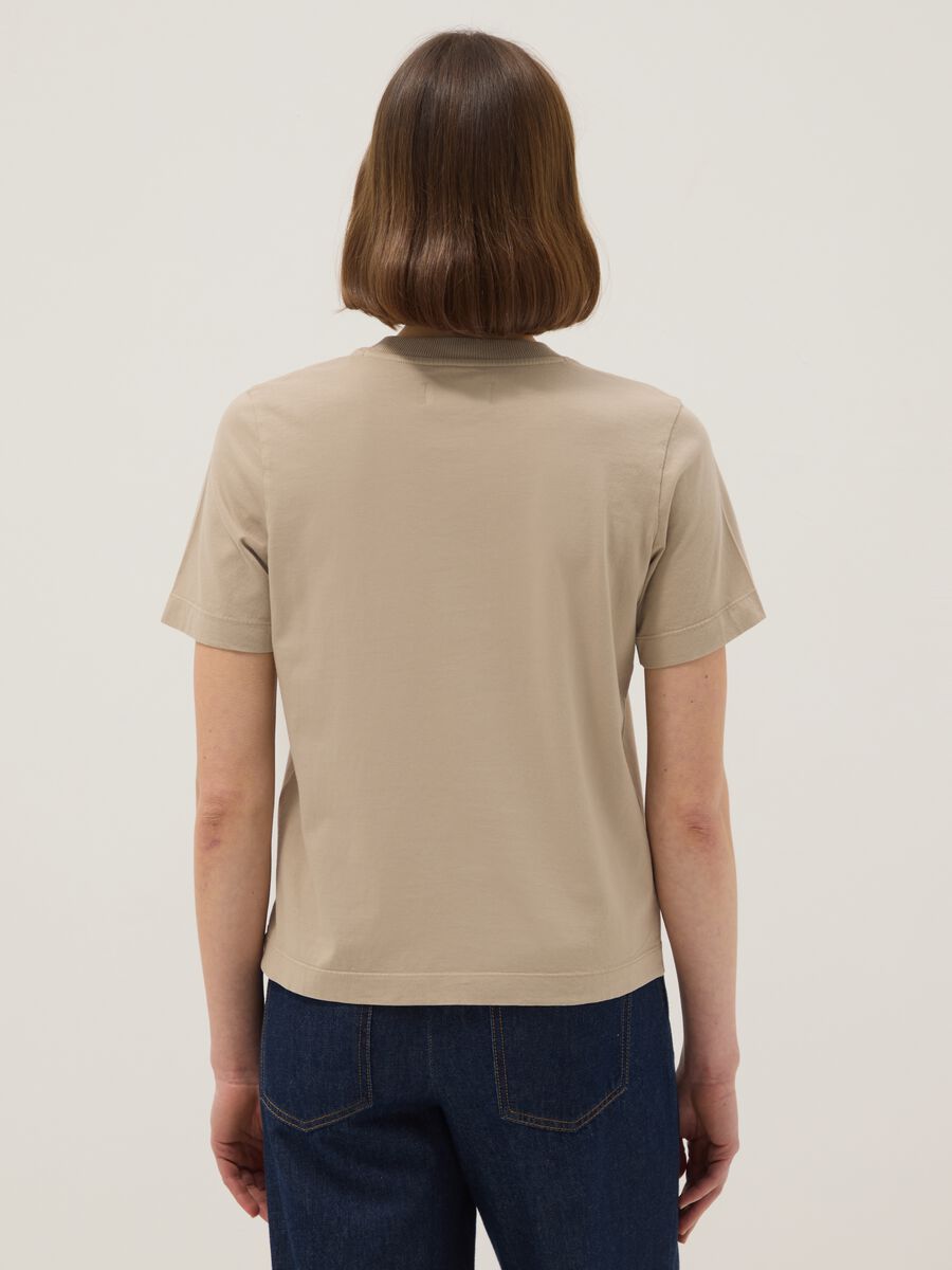 Short-sleeved beige T-shirt in pure Italian cotton_2