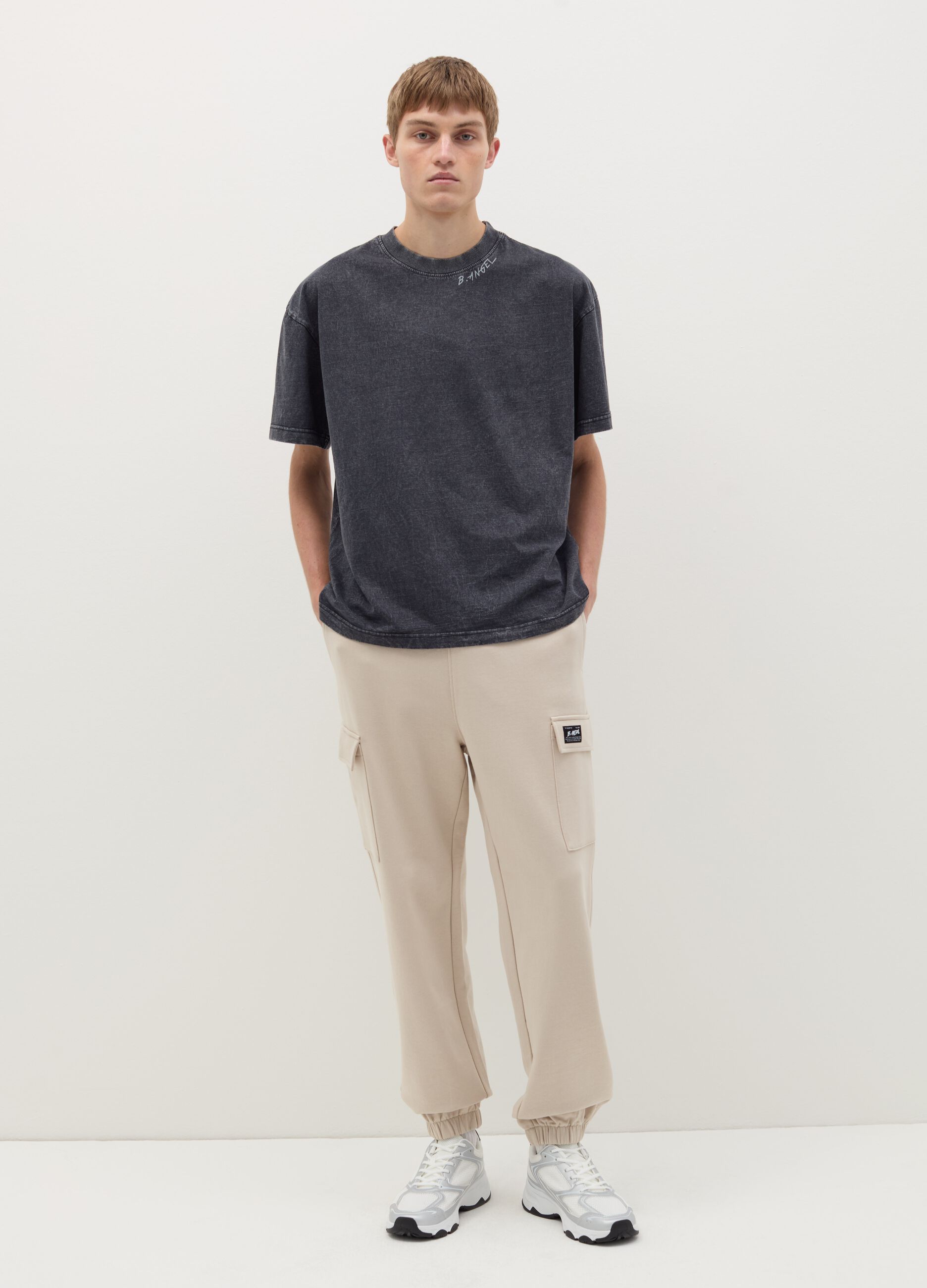 Joggers cargo con profili elasticati