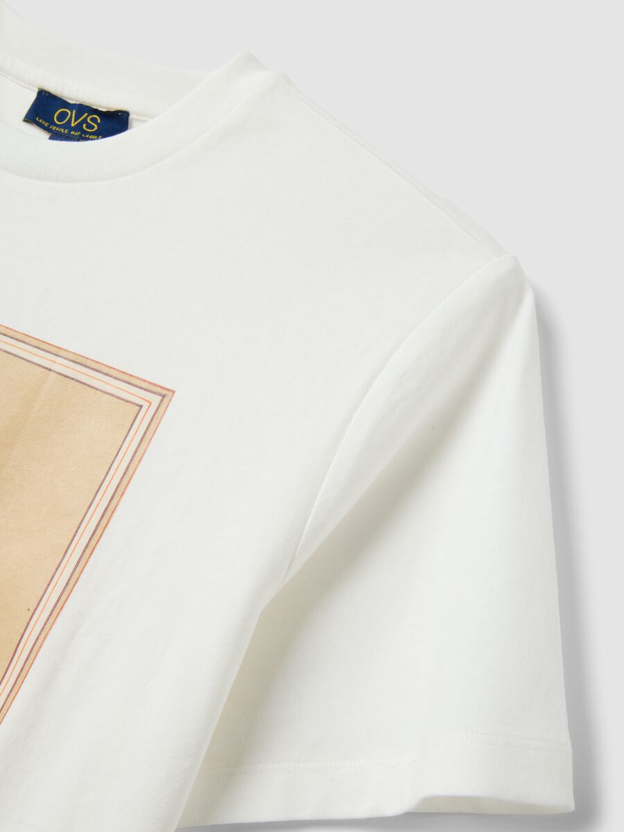 T-shirt bianca in puro cotone con stampa floreale_1
