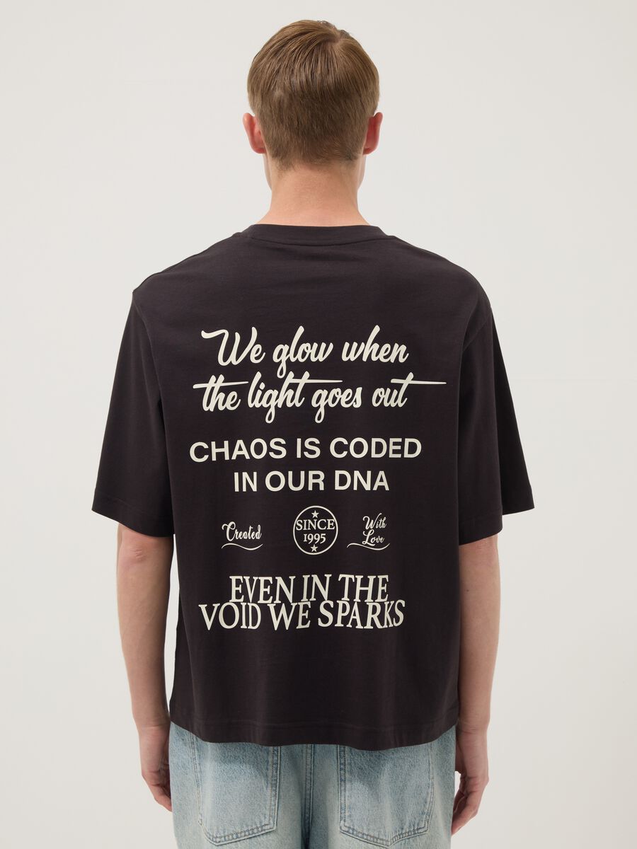 Black pure cotton T-shirt with front print_3