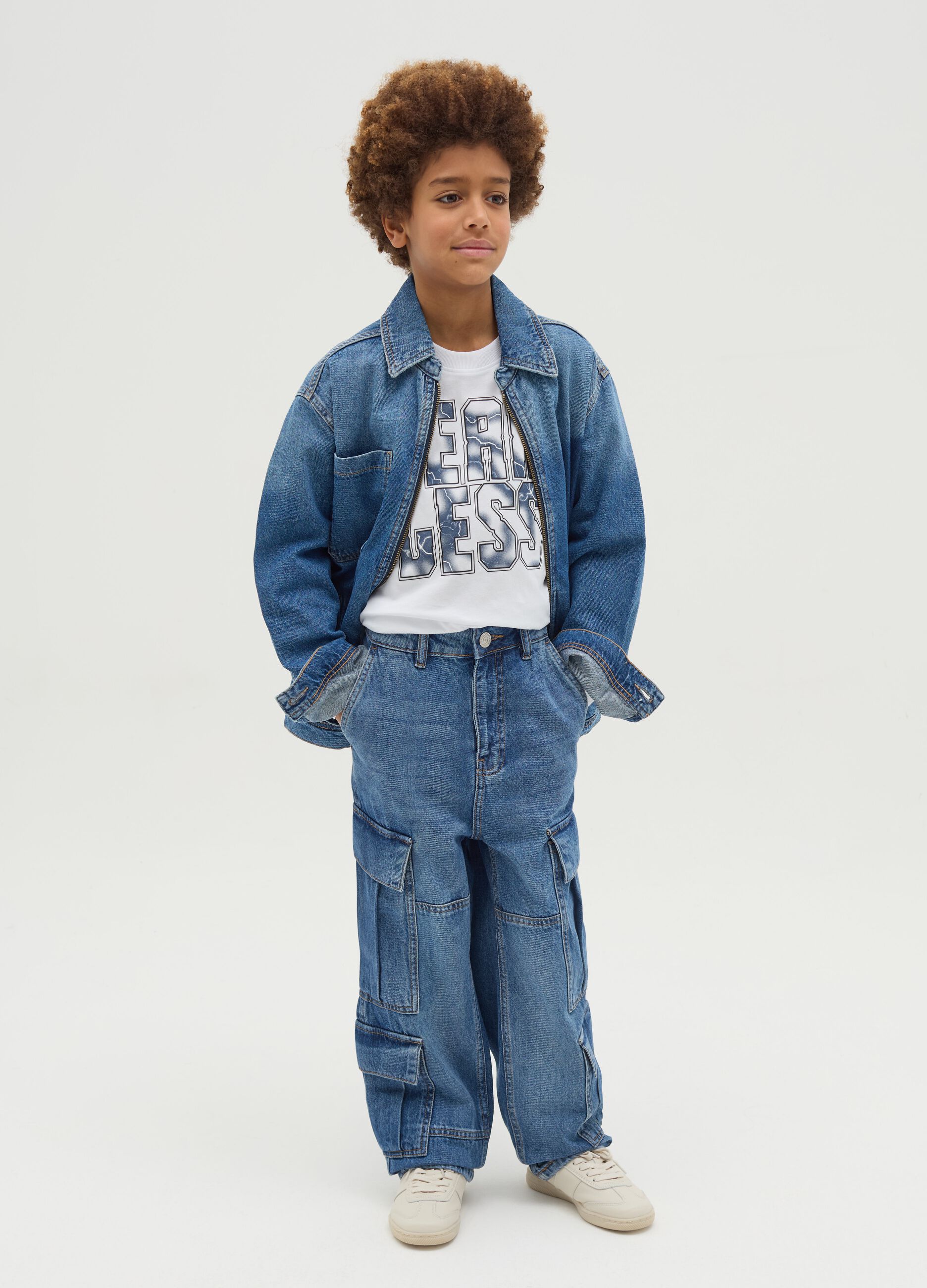 Relaxed-fit cargo jeans