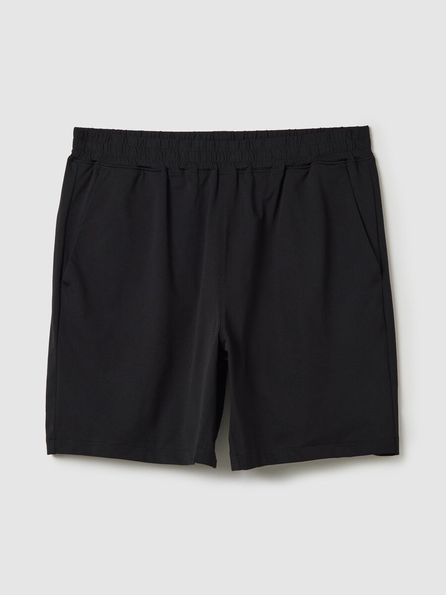 Black Bermuda joggers in stretch fabric_4
