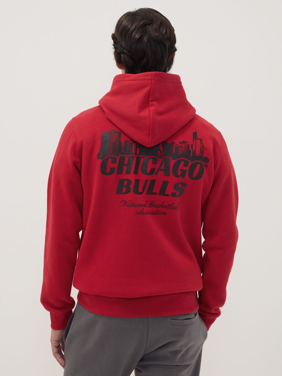 Red cotton-blend hoodie with Chicago Bulls print_3
