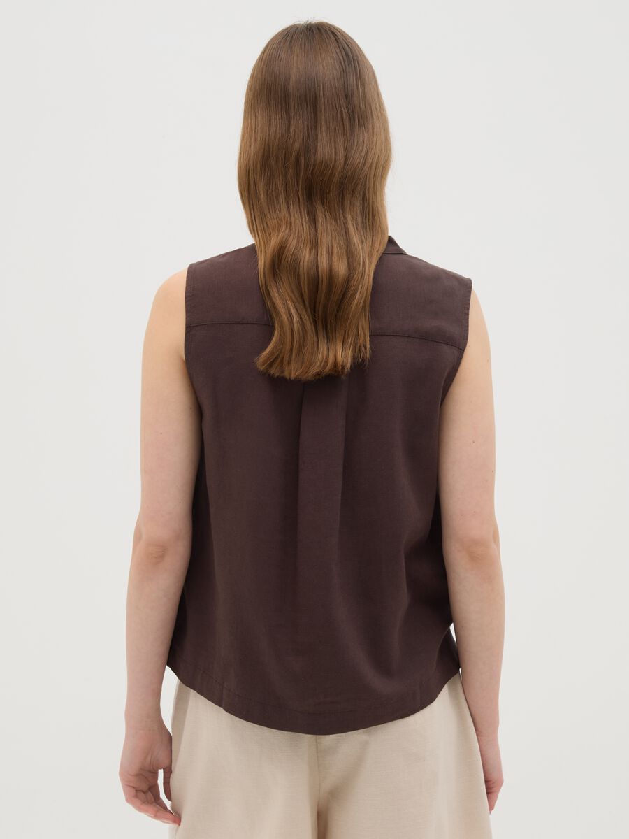 Women's Sleeveless Brown Linen Shirt Regular Fit_3