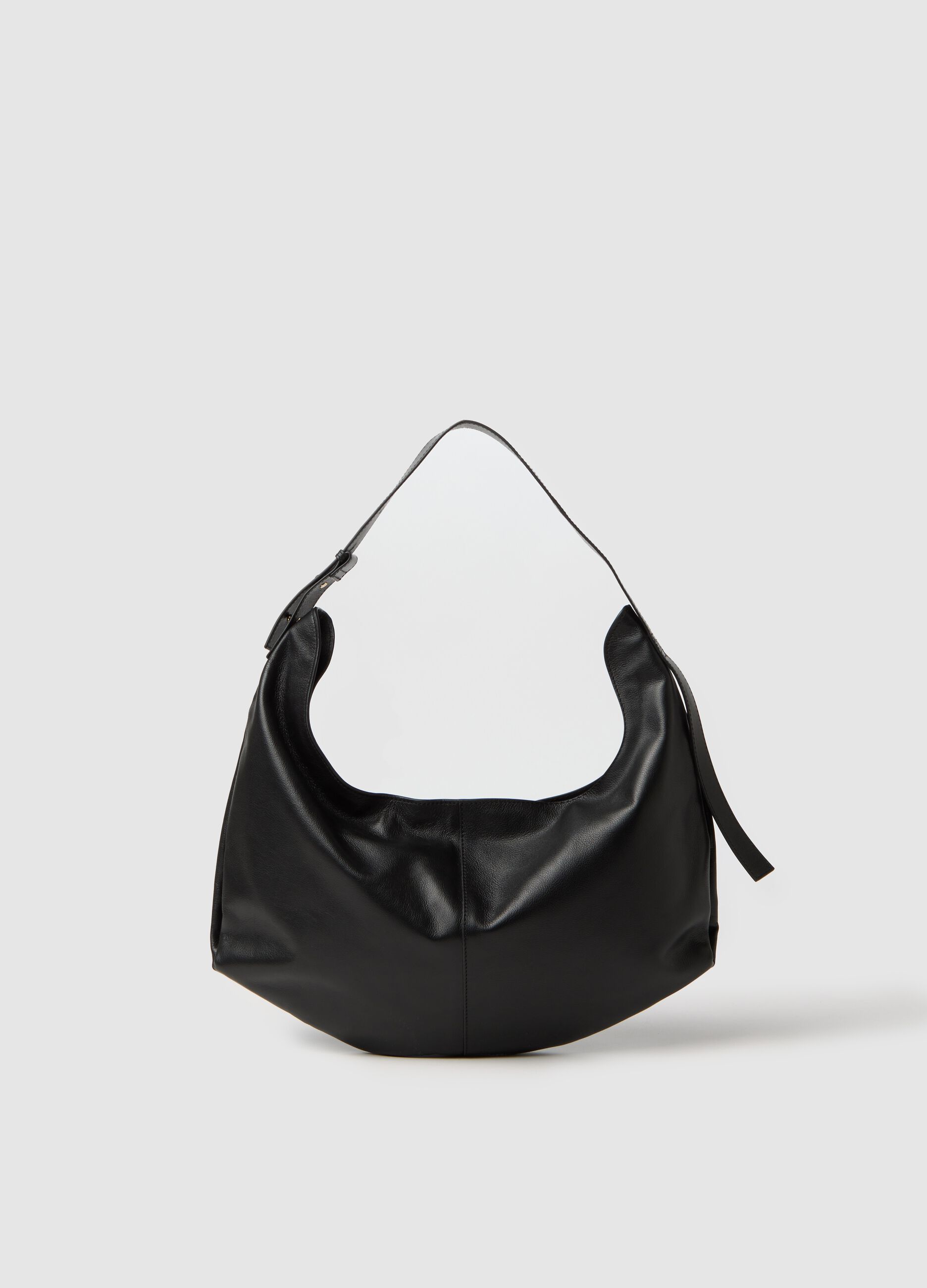 Hobo bag in leather