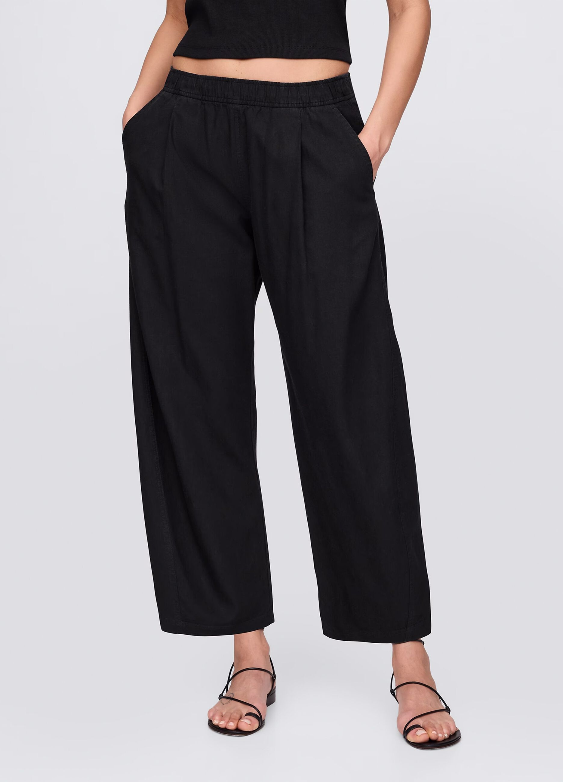 Black wide trousers in linen and viscose