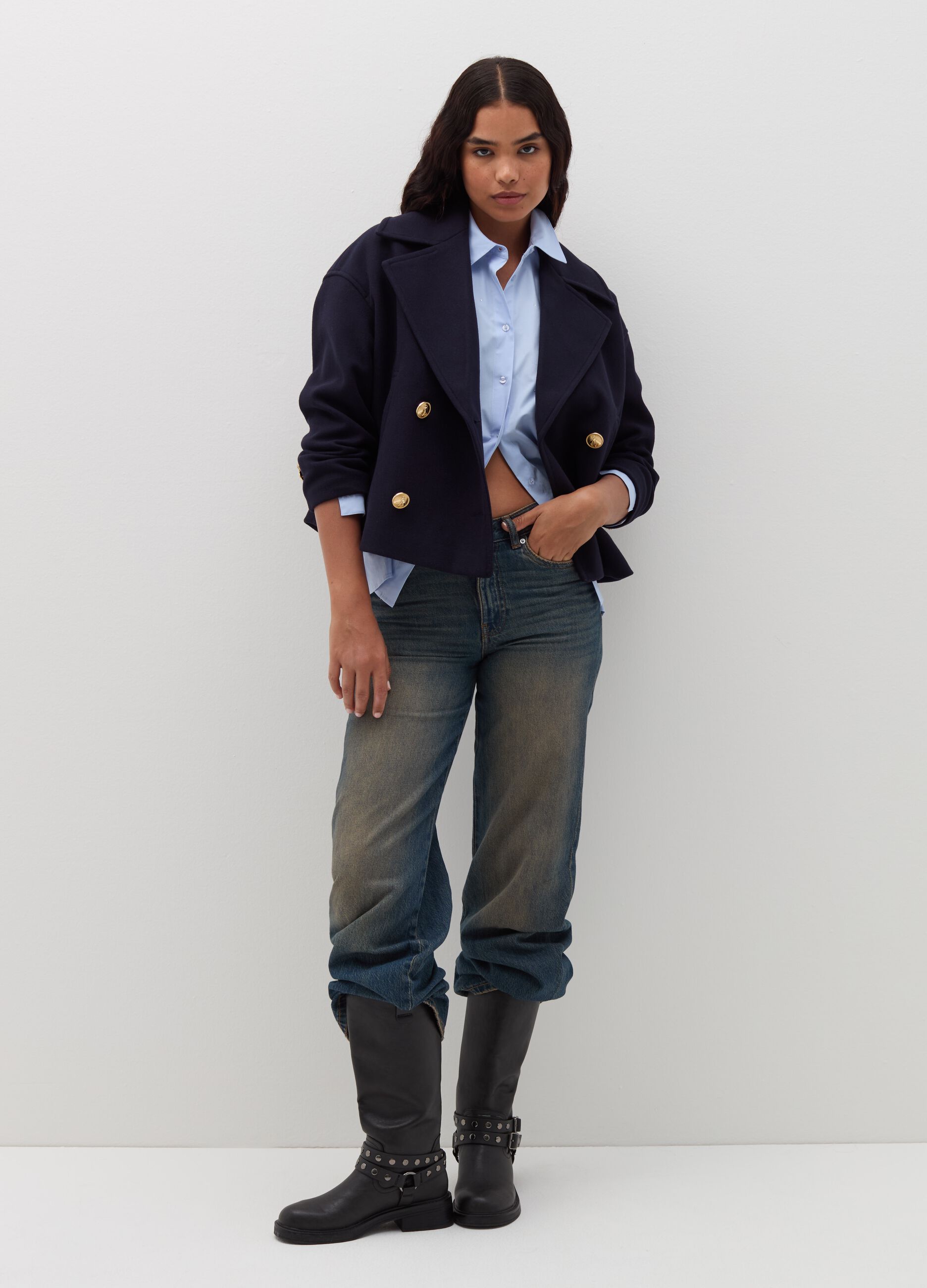 Short double-breasted coat
