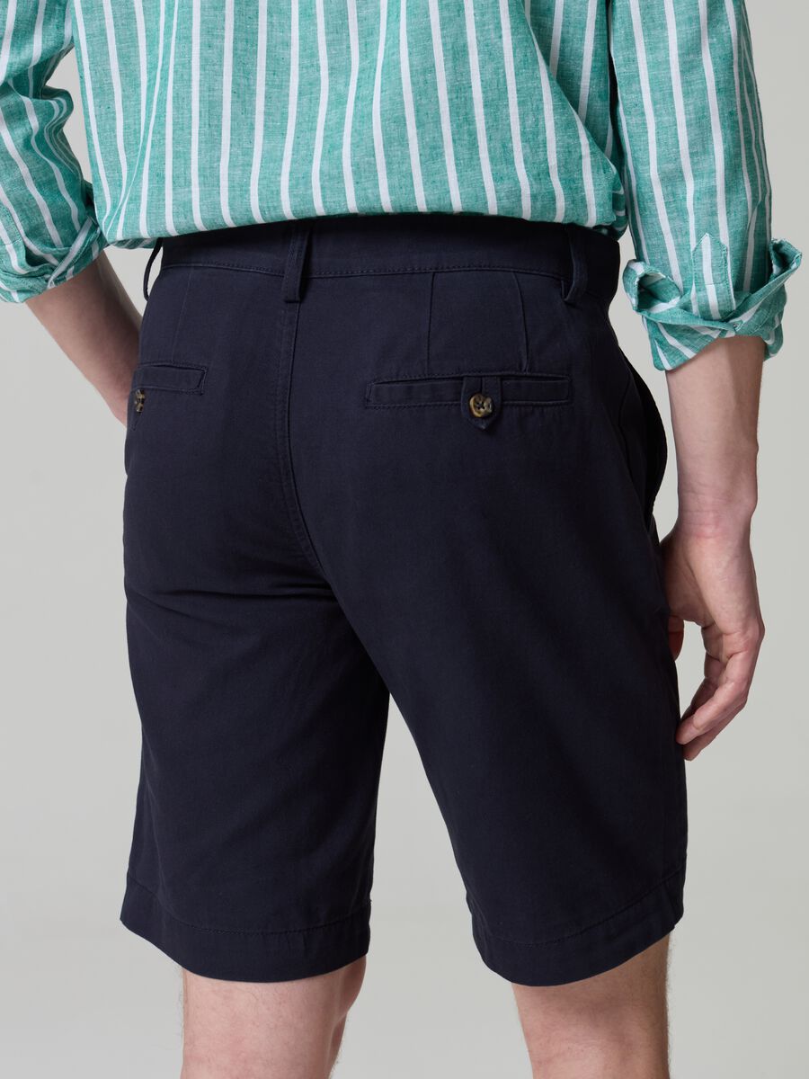 Chino Bermuda shorts in cotton_2