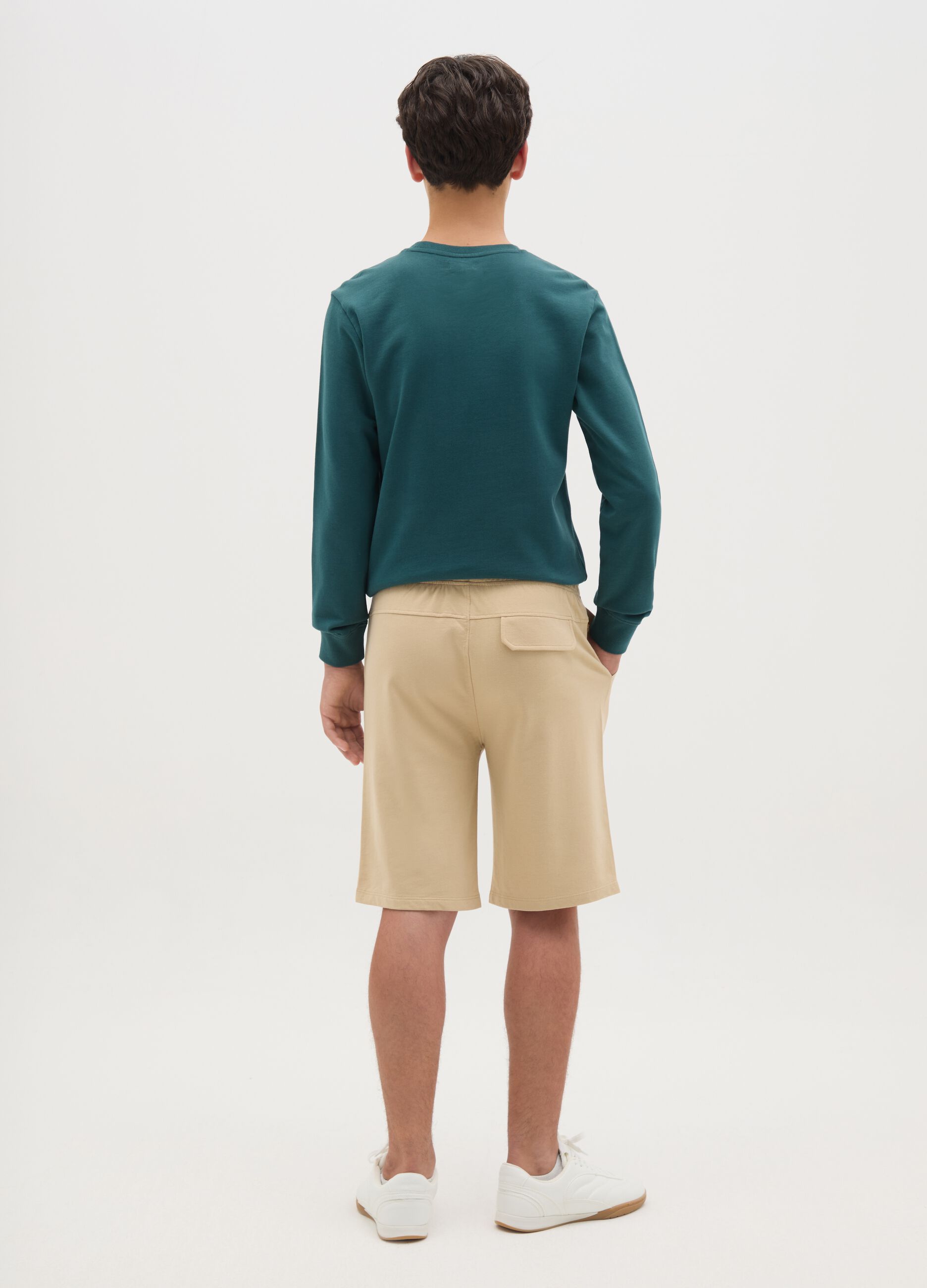 Beige shorts in 100% cotton