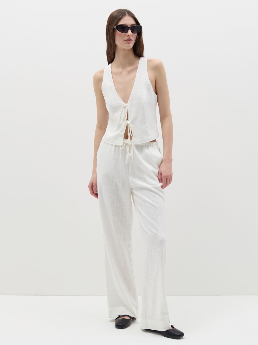 White linen gilet with laces_1