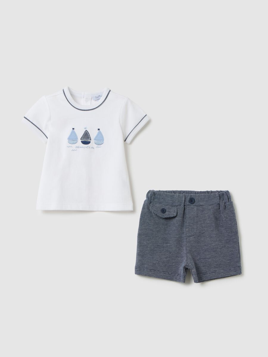 Newborn coordinated set in pure white cotton_0