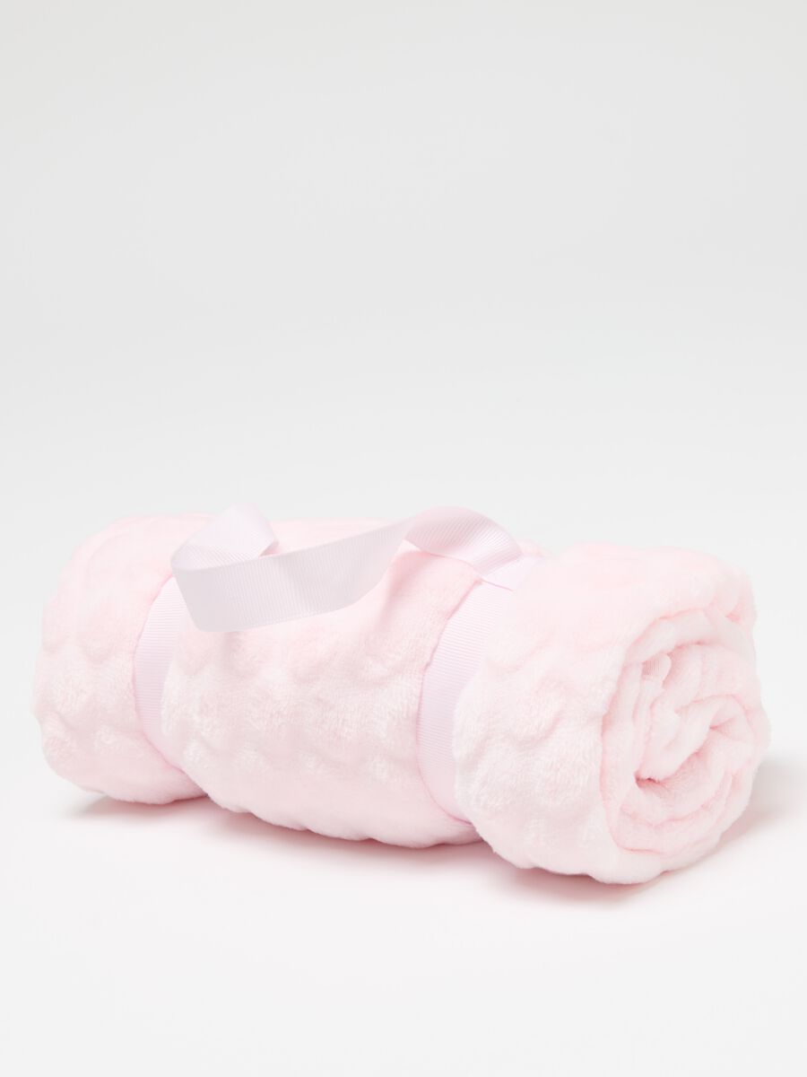 Velour blanket with polka dot pattern_0