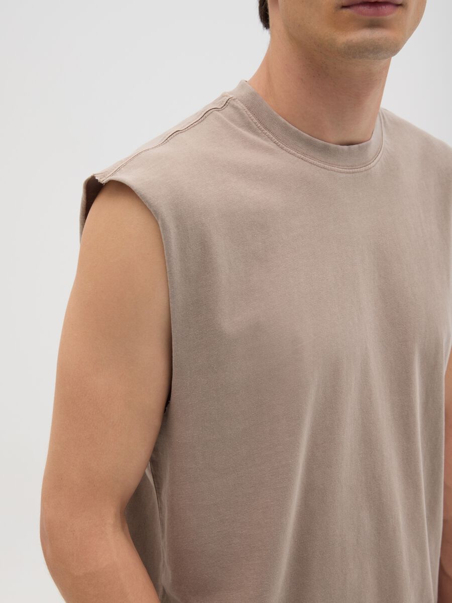 Men's beige pure cotton tank top regular fit_2