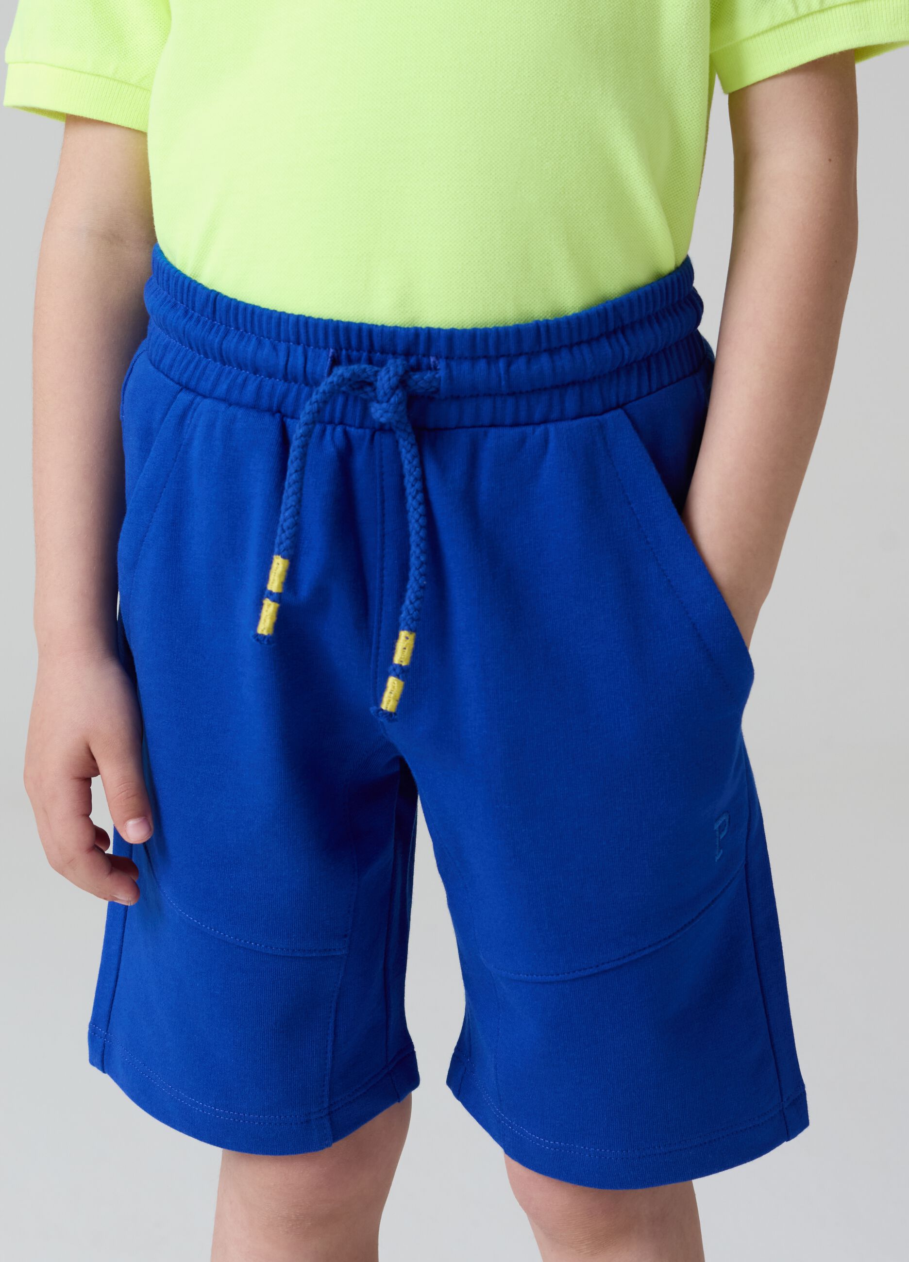 Fleece Bermuda shorts with logo embroidery and drawstring